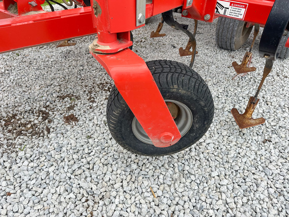 2015 Misc 5835 Field Cultivator