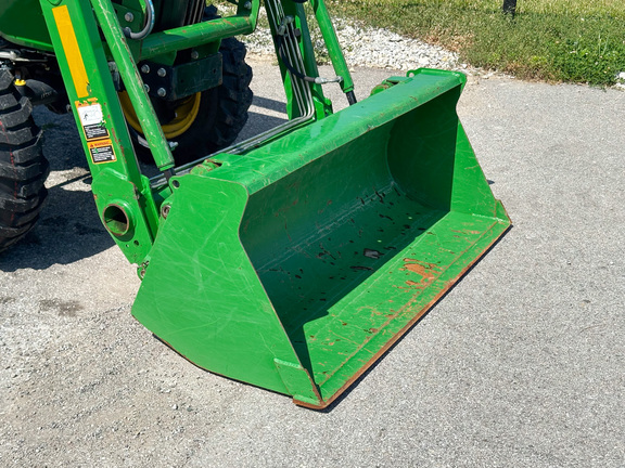 2021 John Deere 3032E Tractor Compact