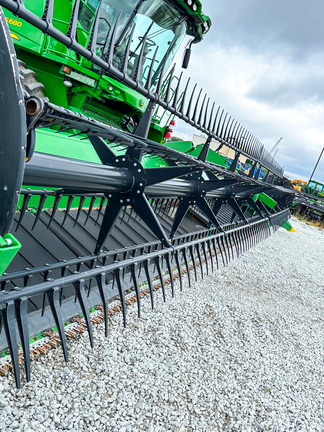 2016 John Deere 640FD Header Combine
