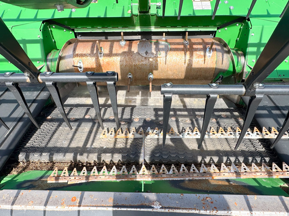 2019 John Deere 745FD Header Combine