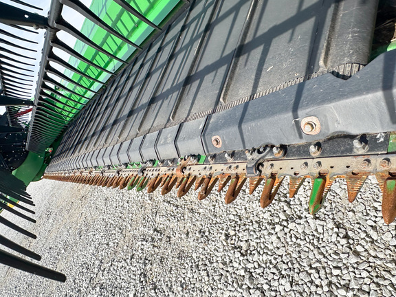 2019 John Deere 745FD Header Combine