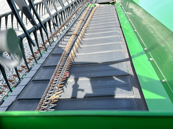 2019 John Deere 745FD Header Combine