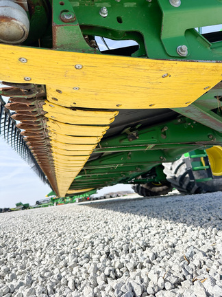 2019 John Deere 745FD Header Combine
