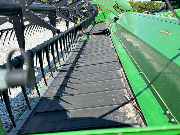 2020 John Deere 740FD Header Combine