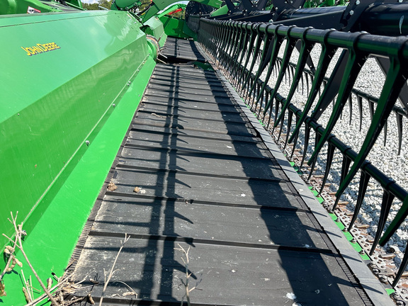 2020 John Deere 740FD Header Combine