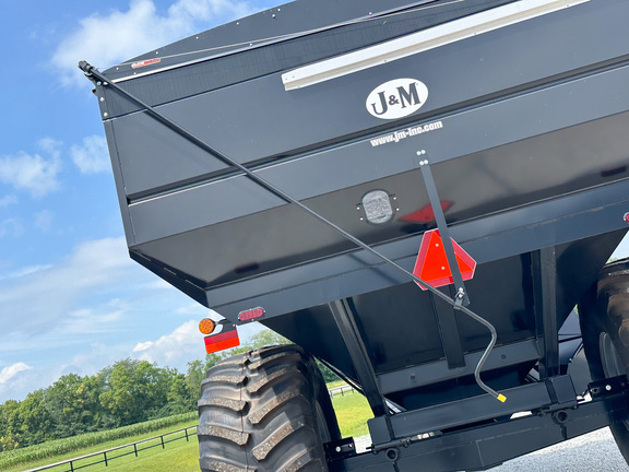 2025 J&M 812-18-LW Grain Cart