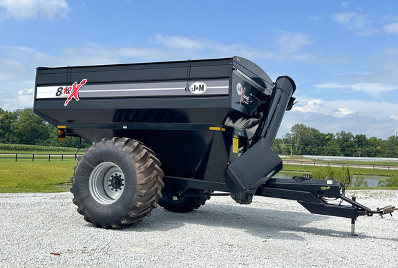 2025 J&M 812-18-LW Grain Cart