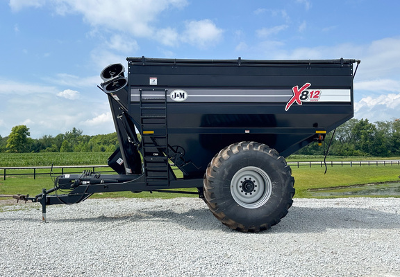 2025 J&M 812-18-LW Grain Cart