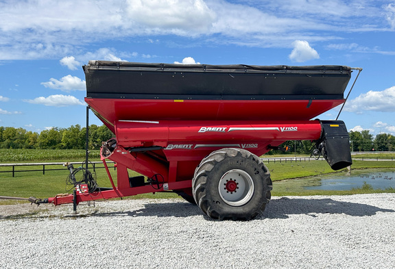 2017 Brent V1100 Grain Cart