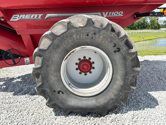 2017 Brent V1100 Grain Cart
