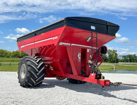 2017 Brent V1100 Grain Cart