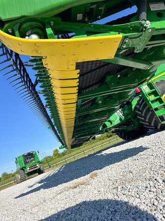 2024 John Deere HD45F Header Combine