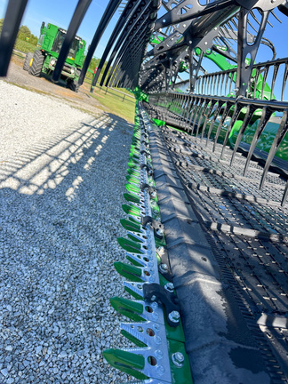 2024 John Deere HD45F Header Combine
