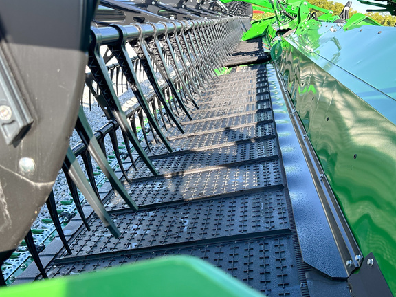 2024 John Deere HD45F Header Combine