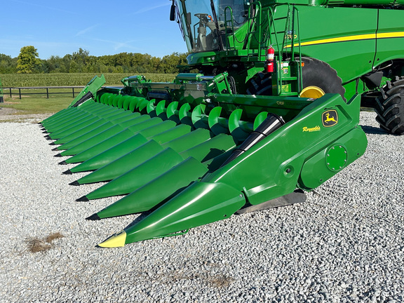 2023 John Deere C16F Header Corn Head