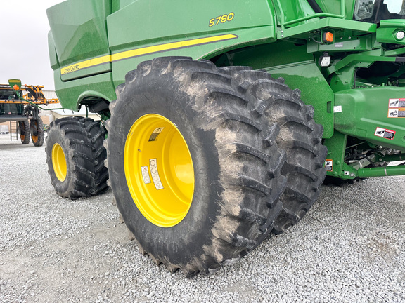 2022 John Deere S780 Combine