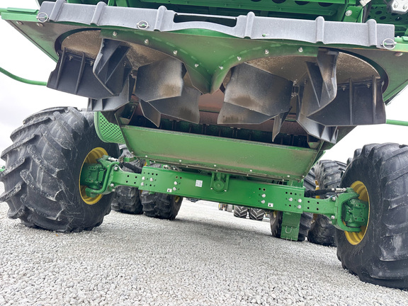 2022 John Deere S780 Combine