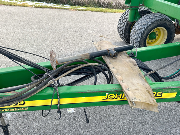2003 John Deere 1690 Air Seeder