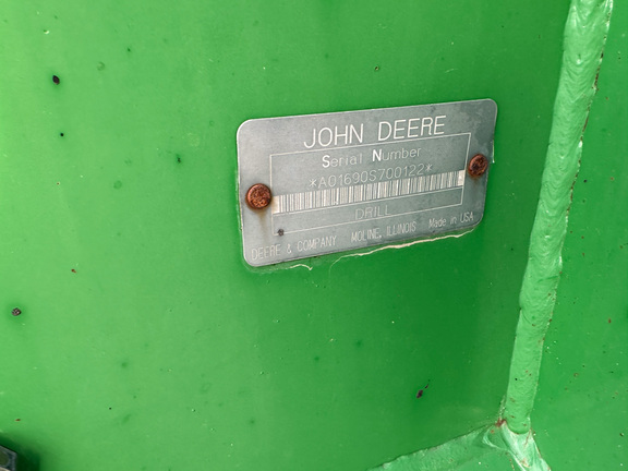2003 John Deere 1690 Air Seeder