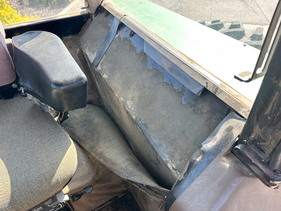 1990 John Deere 4755 Tractor