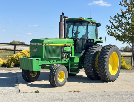 1990 John Deere 4755 Tractor
