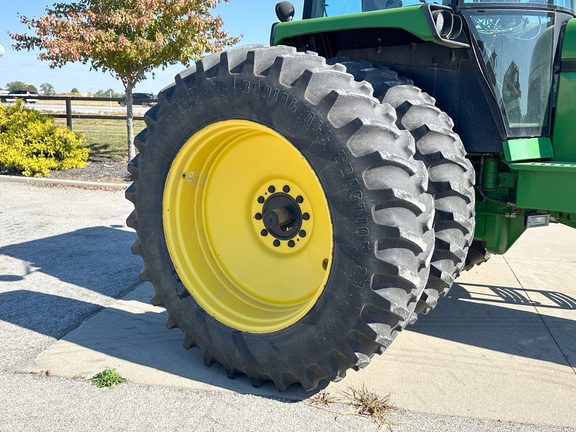 1990 John Deere 4755 Tractor