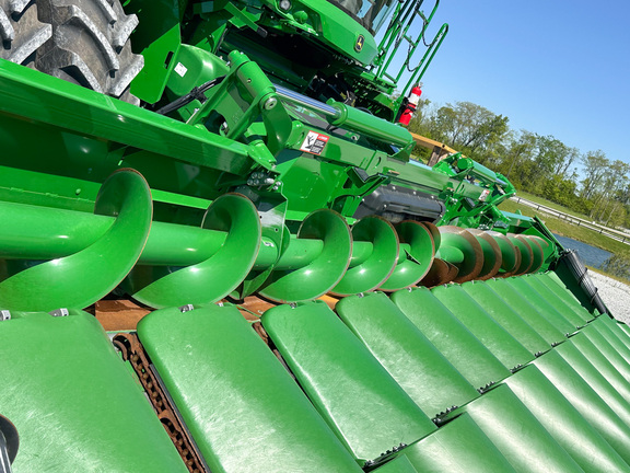 2025 John Deere CF 12 Header Corn Head