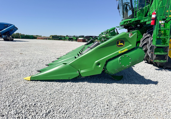 2025 John Deere CF 12 Header Corn Head