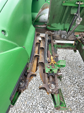 2013 John Deere 612C Header Corn Head