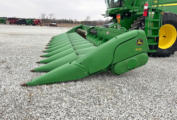 2013 John Deere 612C Header Corn Head