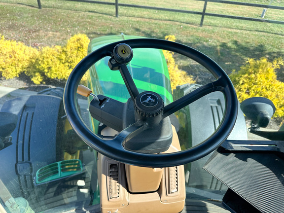 2009 John Deere 7630 Tractor