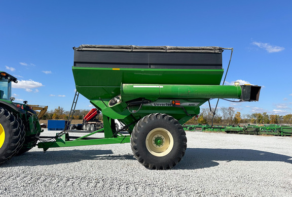 2010 Unverferth 8250 Grain Cart