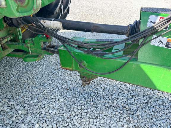 2010 Unverferth 8250 Grain Cart