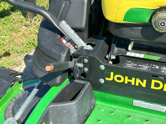 2021 John Deere Z950M Mower/Zero Turn