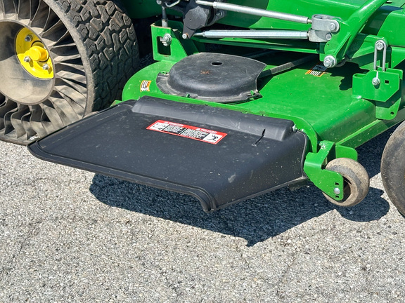 2021 John Deere Z950M Mower/Zero Turn