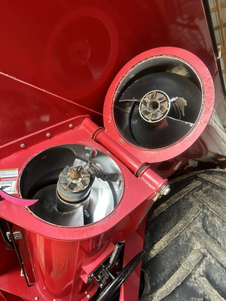 2018 Demco 1272 Grain Cart