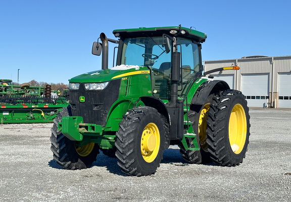 2012 John Deere 7230R Tractor