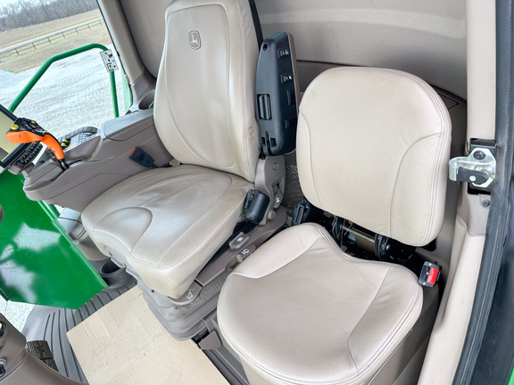 2019 John Deere S780 Combine