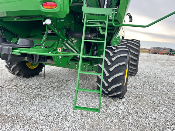 2019 John Deere S780 Combine
