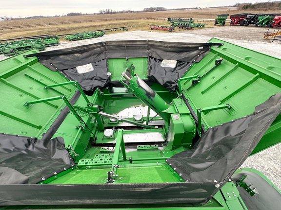 2019 John Deere S780 Combine