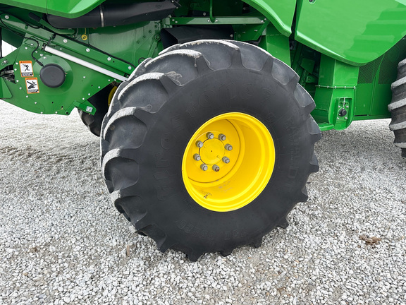 2019 John Deere S780 Combine