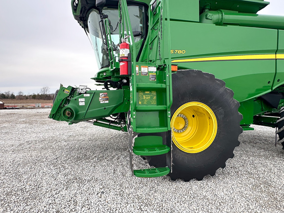 2019 John Deere S780 Combine