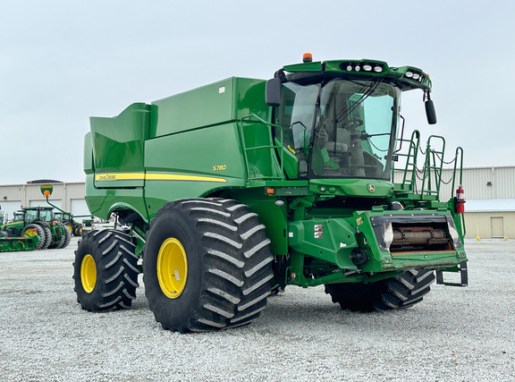 2019 John Deere S780 Combine