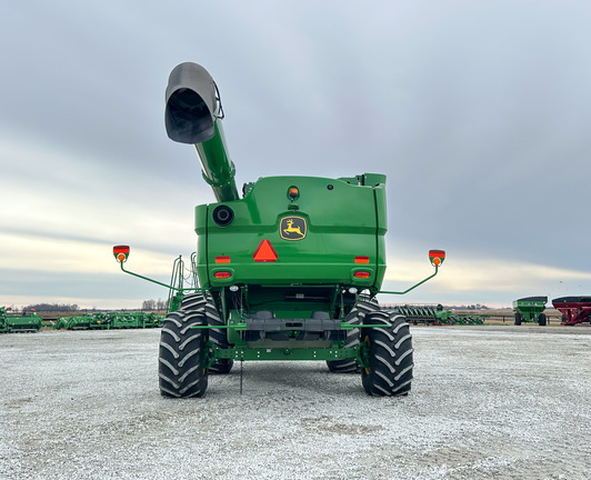 2019 John Deere S780 Combine