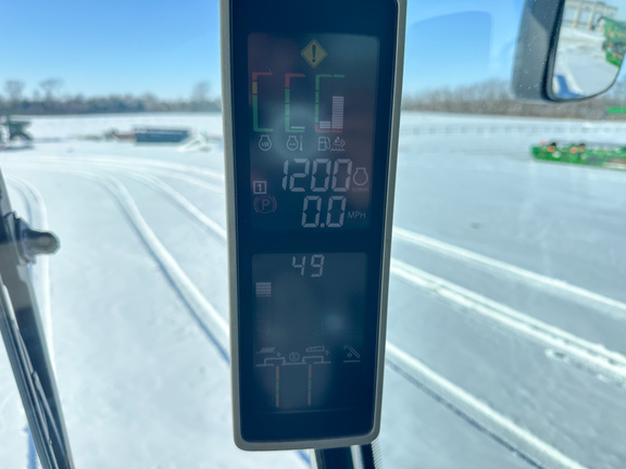 2014 John Deere S680 Combine