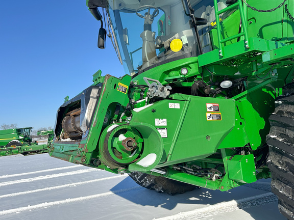 2014 John Deere S680 Combine