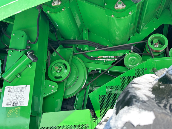 2014 John Deere S680 Combine