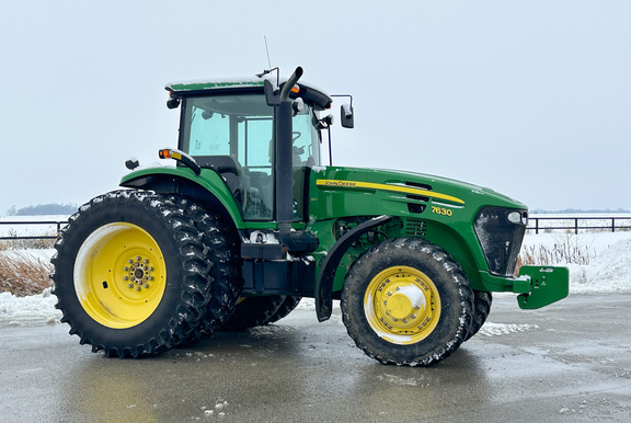2007 John Deere 7630 Tractor