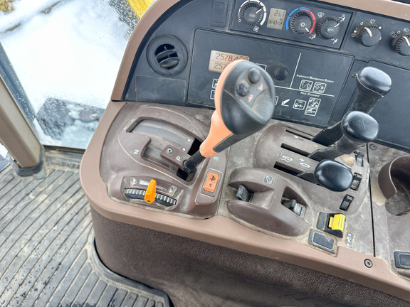 2007 John Deere 7630 Tractor
