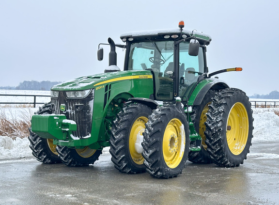 2015 John Deere 8320R Tractor
